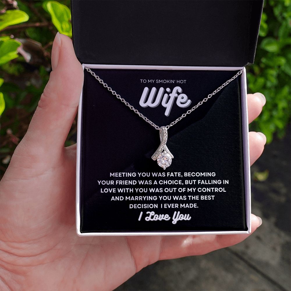 To My Smokin' Hot Wife | Alluring Beauty Necklace