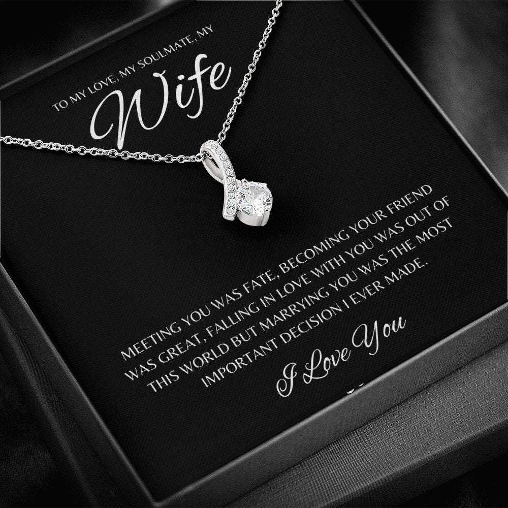 Gift To My Love, My Soulmate, My Wife | Alluring Beauty Necklace